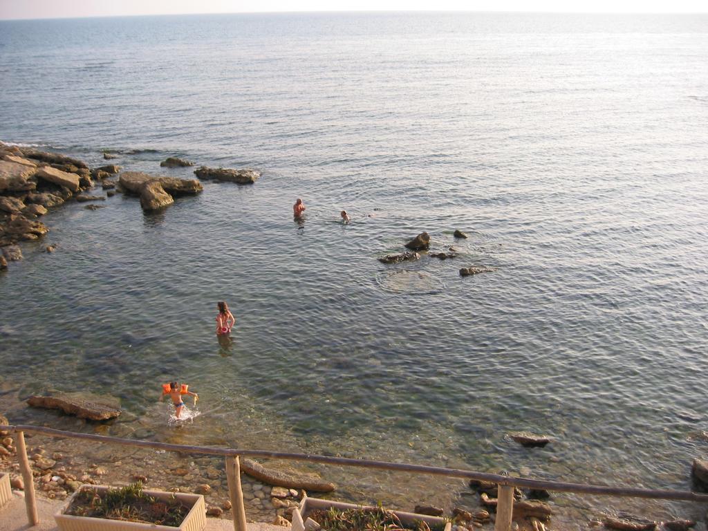 Il Varo A Mare プンタ・ブラッチェット エクステリア 写真